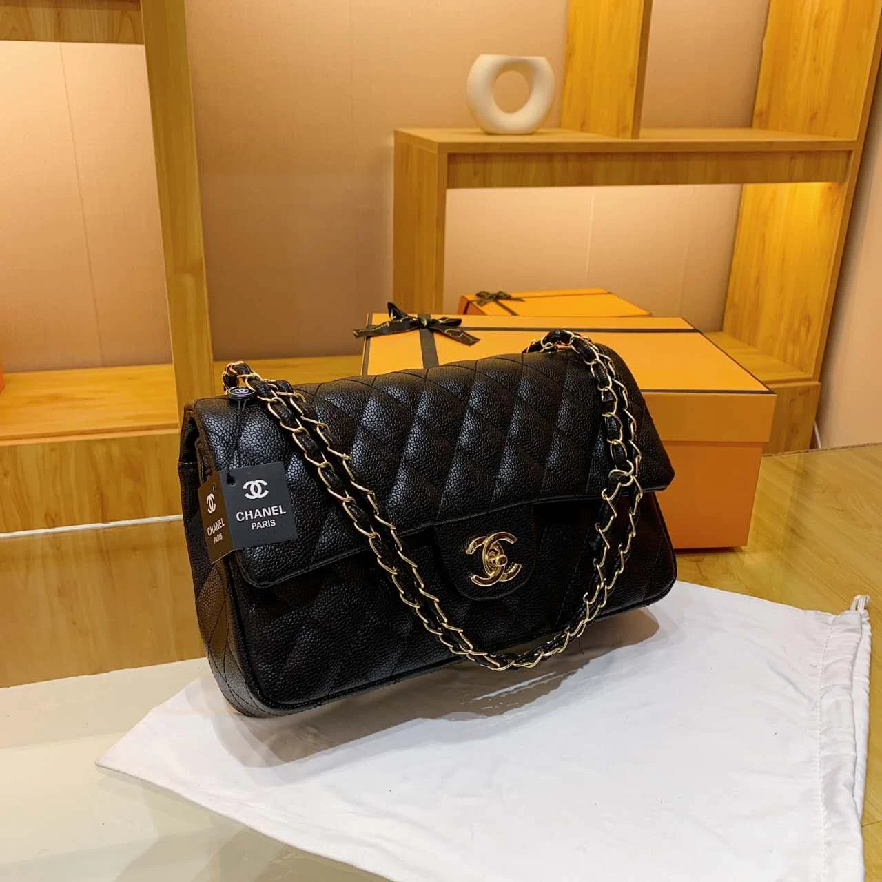 Sac Chanel CF moyen à chaîne